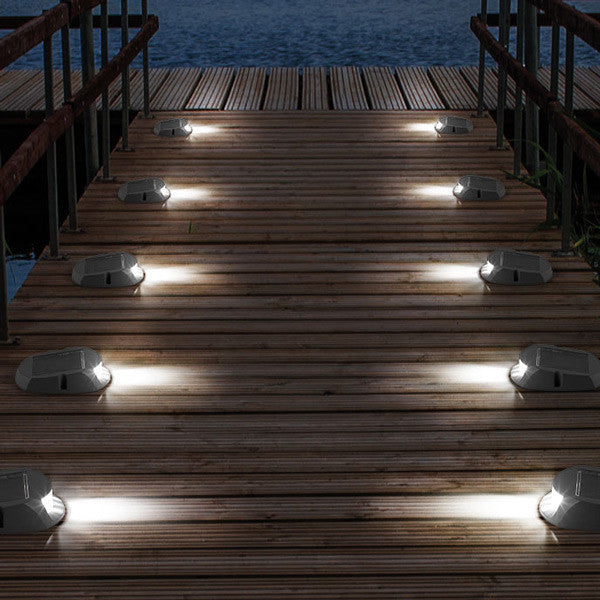 Bridge/wall lamp aluminum with solar cells