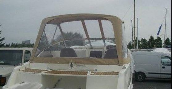 Jeanneau Cap Camarat 635 DC båtkapell