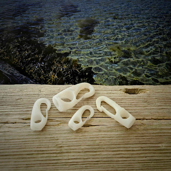 Karbinhake i plast till gummicord