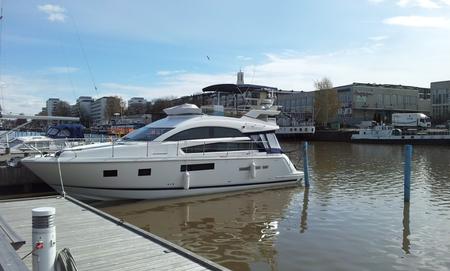 Båtkapell till Fairline 42, detta är ett originalkapell