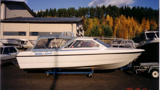 Bella 600-601 HT båtkapell