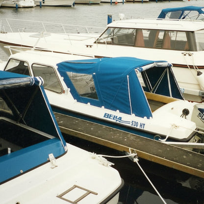 Boat canopy-stern canopy Bella 530 HT