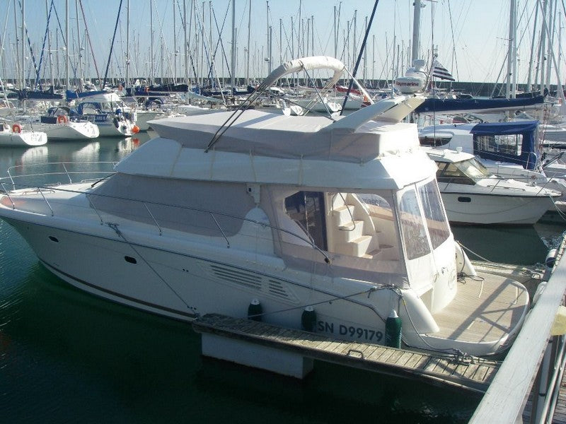 Jeanneau Prestige 42 Fly båtkapell