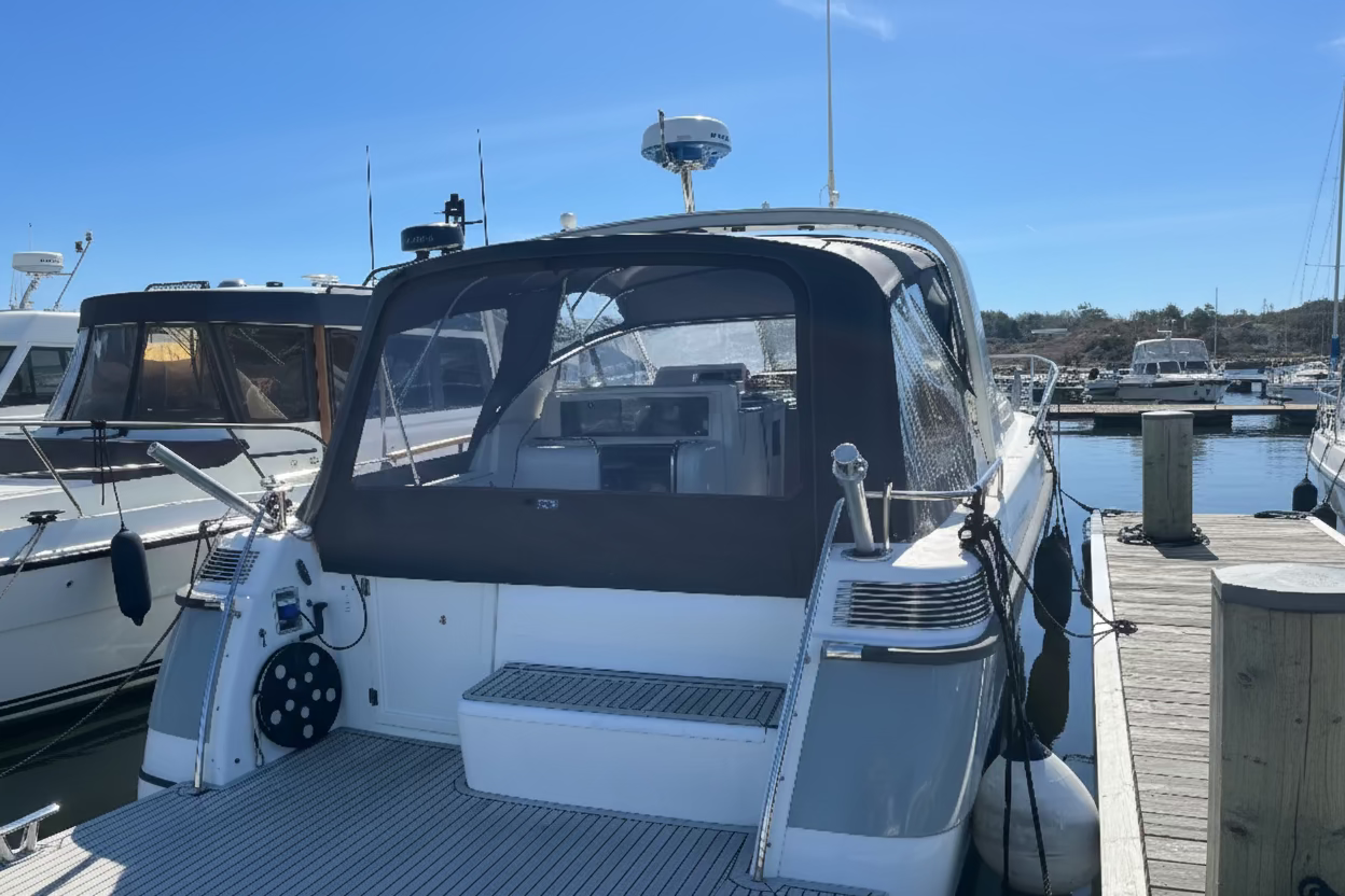Nimbus 35 DC Targa boat cover 