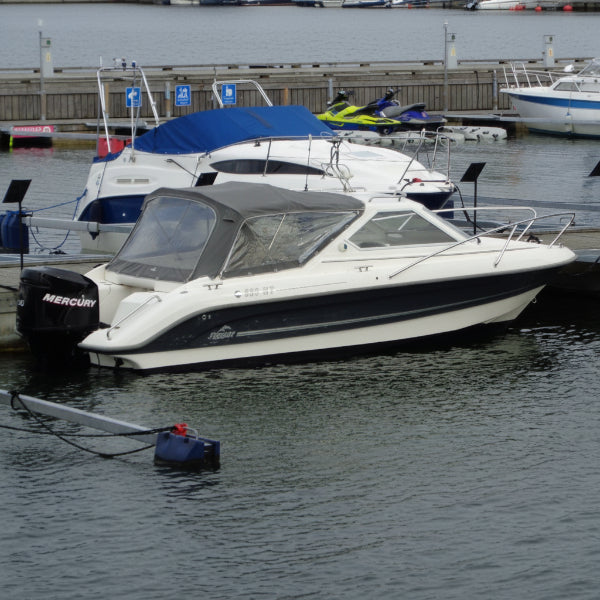 Flipper 630 HT båtkapell
