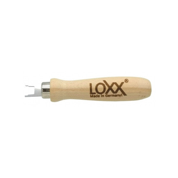 Ett verktyg med trähandtag till LOXX fästen.