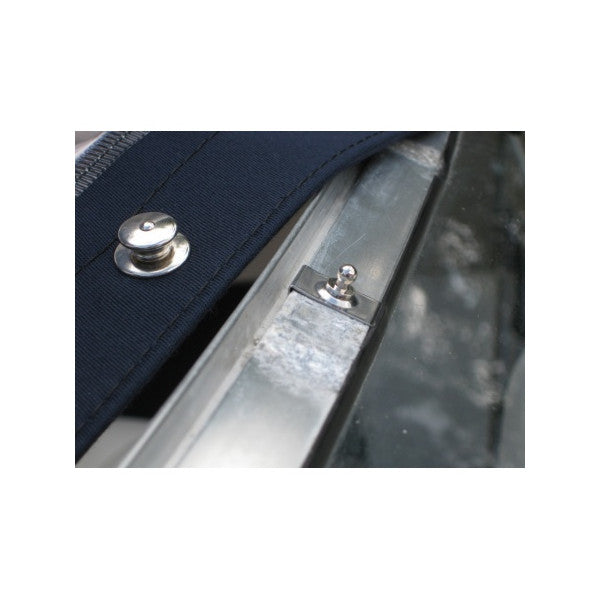 Loxx knappar på kapell och vindruteram